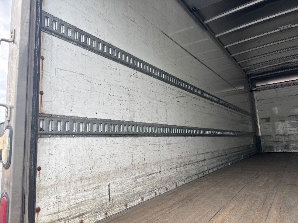 Medium Duty Box Truck-Light and Medium Duty Trucks-Freightliner-2018-M2-Capitol Heights-MD-308,500\n\t\tmiles-$ 31,000 - Image 11