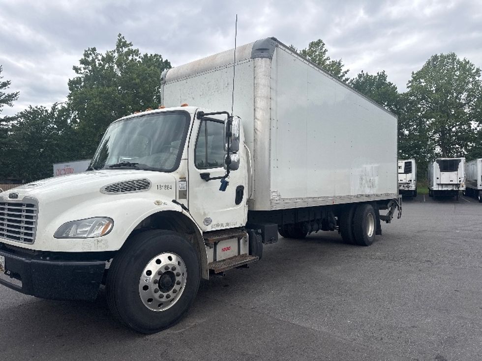 Medium Duty Box Truck-Light and Medium Duty Trucks-Freightliner-2018-M2-Capitol Heights-MD-308,500\n\t\tmiles-$ 31,000 - Image 3