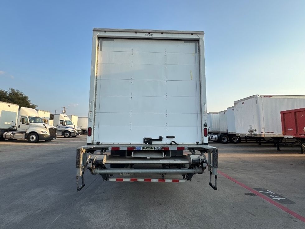 Medium Duty Box Truck-Light and Medium Duty Trucks-Freightliner-2018-M2-Carrollton-TX-111,329\n\t\tmiles-$ 53,000 - Image 7