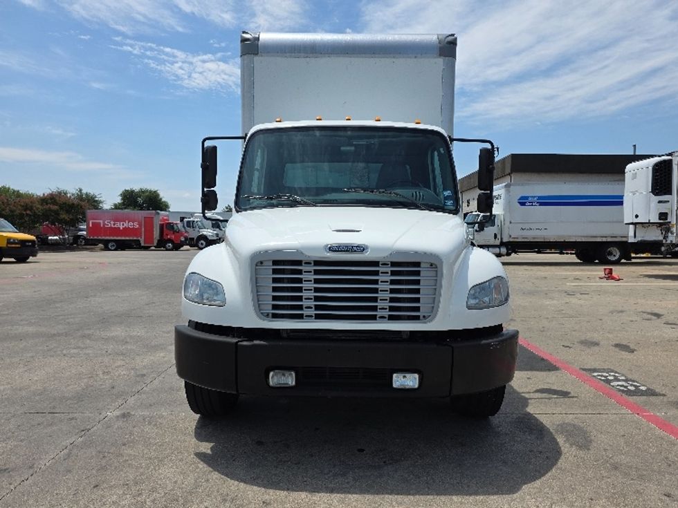 Medium Duty Box Truck-Light and Medium Duty Trucks-Freightliner-2018-M2-Carrollton-TX-206,044\n\t\tmiles-$ 44,750 - Image 2
