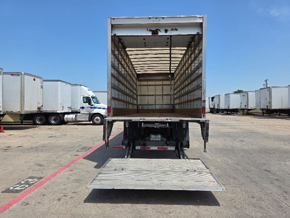 Medium Duty Box Truck-Light and Medium Duty Trucks-Freightliner-2018-M2-Carrollton-TX-206,044\n\t\tmiles-$ 44,750 - Image 9