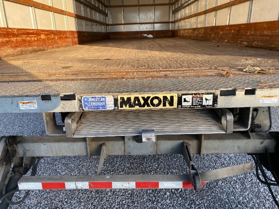 Medium Duty Box Truck-Light and Medium Duty Trucks-Freightliner-2018-M2-Cleveland-TN-154,906\n\t\tmiles-$ 53,000 - Image 10