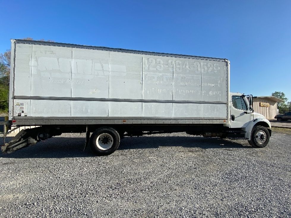 Medium Duty Box Truck-Light and Medium Duty Trucks-Freightliner-2018-M2-Cleveland-TN-154,906\n\t\tmiles-$ 53,000 - Image 15