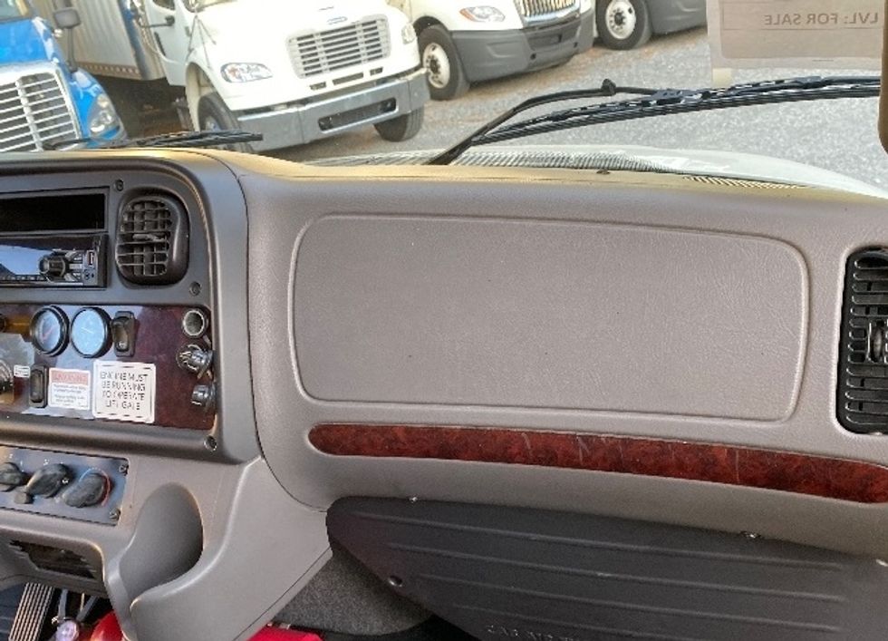 Medium Duty Box Truck-Light and Medium Duty Trucks-Freightliner-2018-M2-Cleveland-TN-154,906\n\t\tmiles-$ 53,000 - Image 20