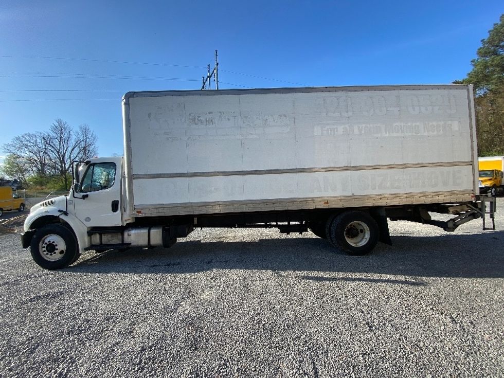 Medium Duty Box Truck-Light and Medium Duty Trucks-Freightliner-2018-M2-Cleveland-TN-154,906\n\t\tmiles-$ 53,000 - Image 4