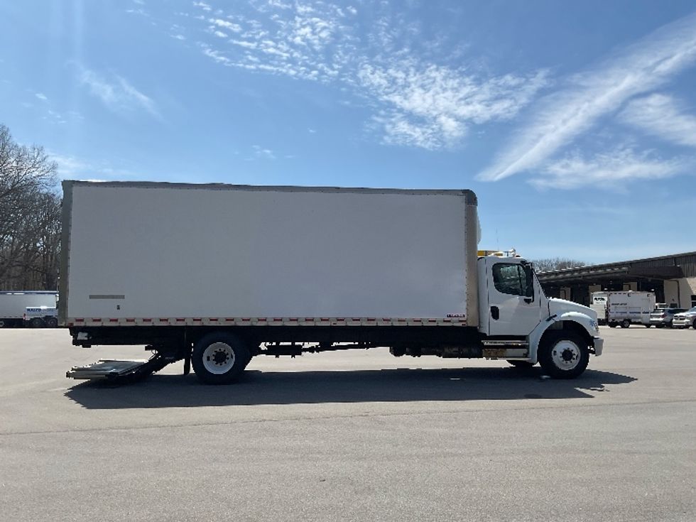 Medium Duty Box Truck-Light and Medium Duty Trucks-Freightliner-2018-M2-Comstock Park-MI-294,689\n\t\tmiles-$ 24,000 - Image 15