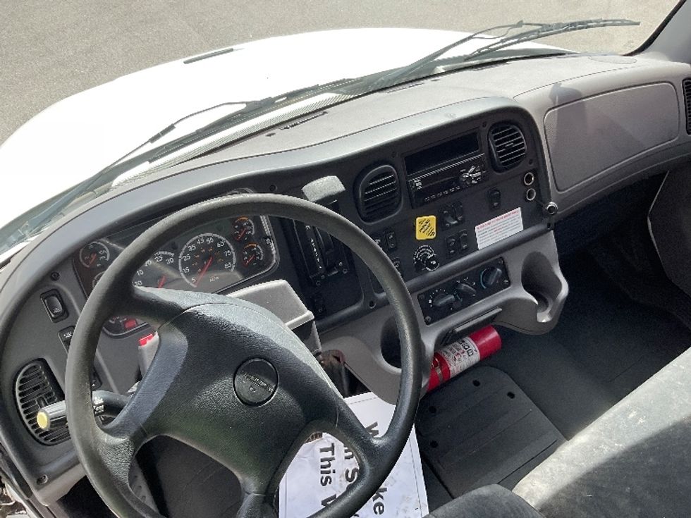 Medium Duty Box Truck-Light and Medium Duty Trucks-Freightliner-2018-M2-Comstock Park-MI-294,689\n\t\tmiles-$ 24,000 - Image 18