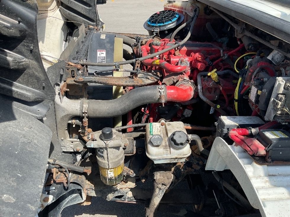 Medium Duty Box Truck-Light and Medium Duty Trucks-Freightliner-2018-M2-Comstock Park-MI-294,689\n\t\tmiles-$ 24,000 - Image 24