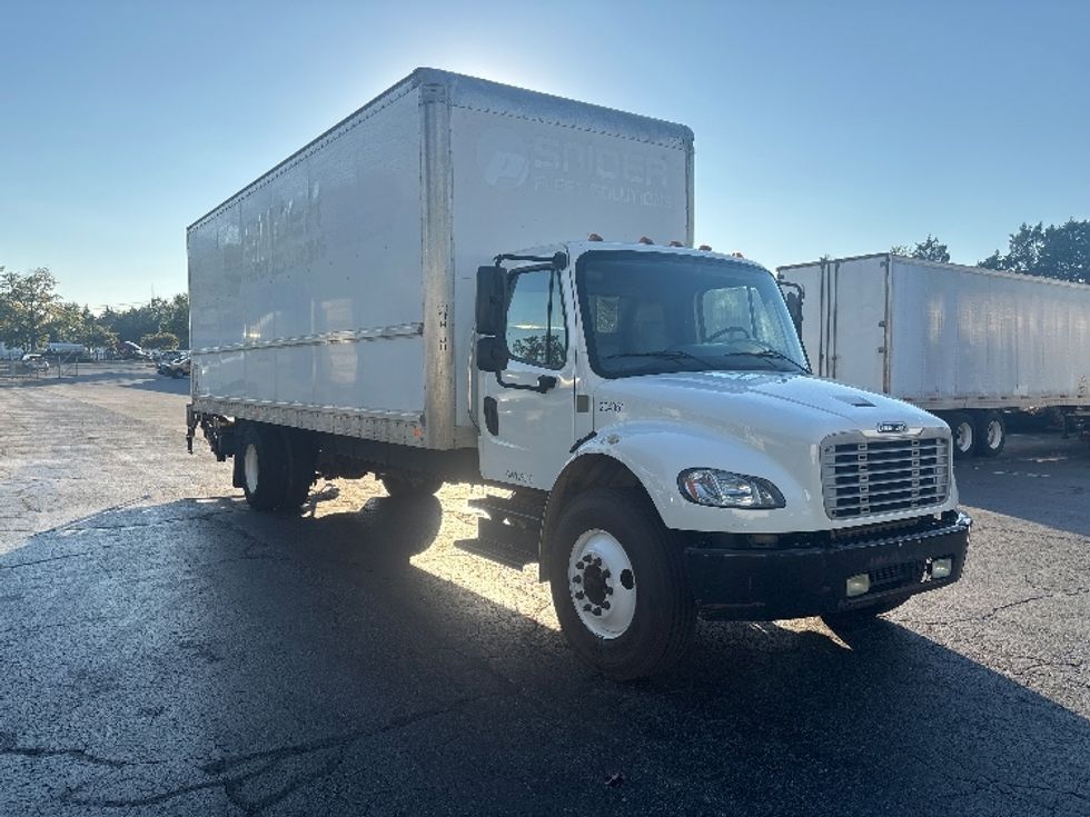 Medium Duty Box Truck-Light and Medium Duty Trucks-Freightliner-2018-M2-Concord-NC-226,099\n\t\tmiles-$ 45,250 - Image 1