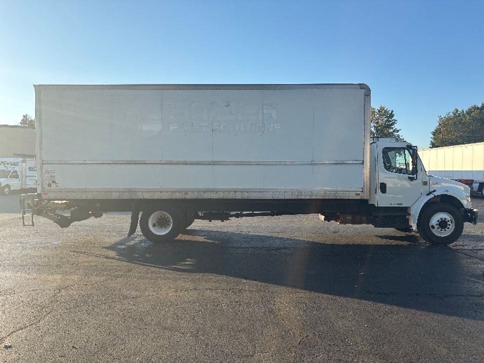 Medium Duty Box Truck-Light and Medium Duty Trucks-Freightliner-2018-M2-Concord-NC-226,099\n\t\tmiles-$ 45,250 - Image 15
