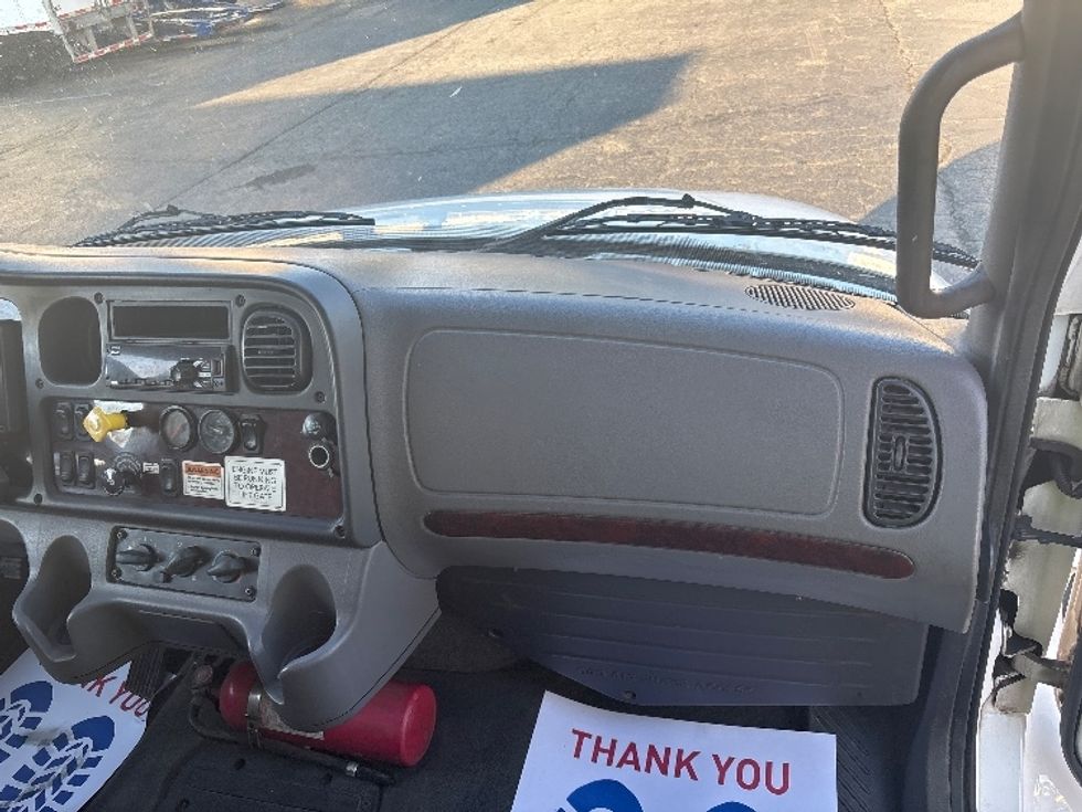 Medium Duty Box Truck-Light and Medium Duty Trucks-Freightliner-2018-M2-Concord-NC-226,099\n\t\tmiles-$ 45,250 - Image 21