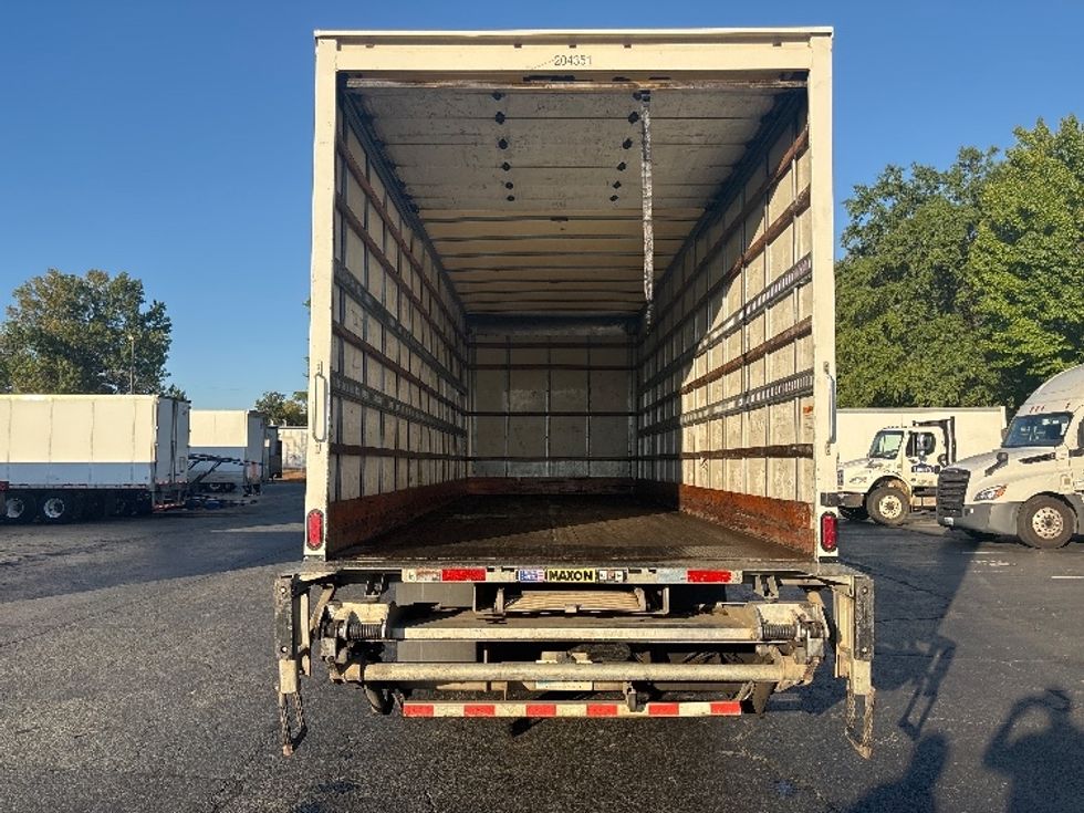 Medium Duty Box Truck-Light and Medium Duty Trucks-Freightliner-2018-M2-Concord-NC-226,099\n\t\tmiles-$ 45,250 - Image 8