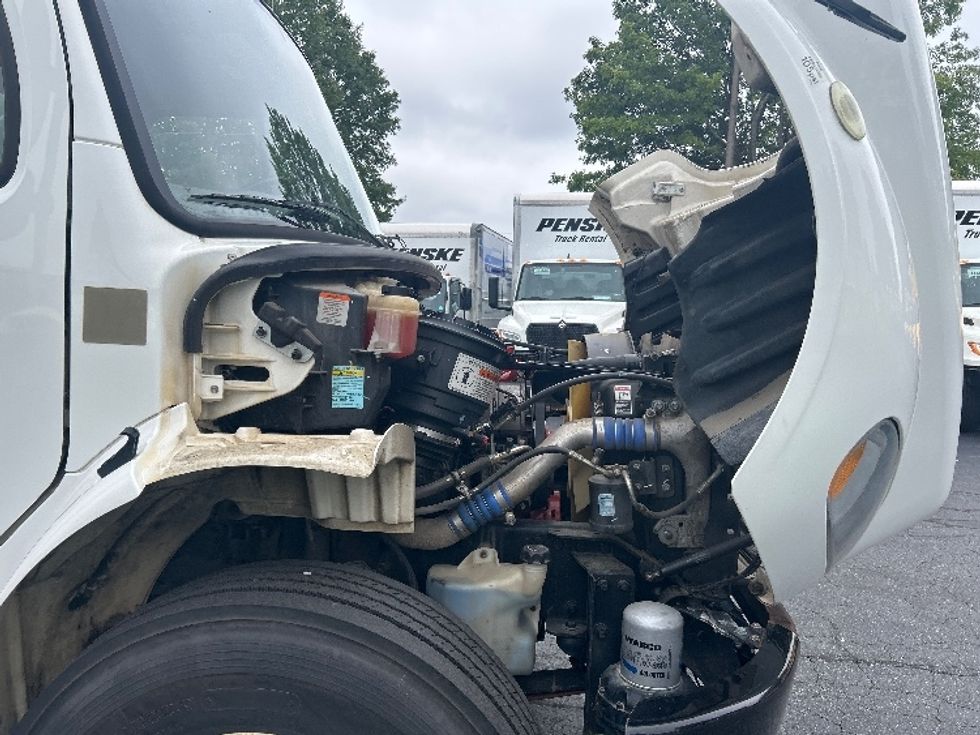 Medium Duty Box Truck-Light and Medium Duty Trucks-Freightliner-2018-M2-Concord-NC-306,282\n\t\tmiles-$ 27,000 - Image 23