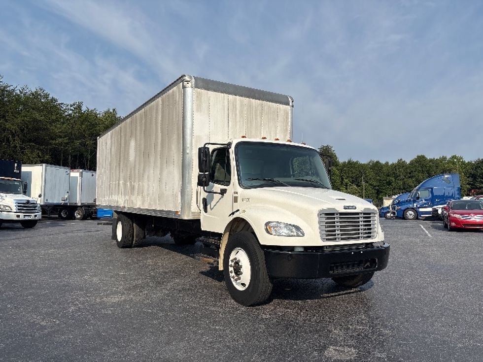 Medium Duty Box Truck-Light and Medium Duty Trucks-Freightliner-2018-M2-Conover-NC-21,035\n\t\tmiles-$ 62,500 - Image 1