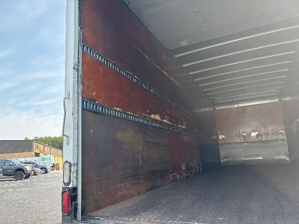 Medium Duty Box Truck-Light and Medium Duty Trucks-Freightliner-2018-M2-Conover-NC-21,035\n\t\tmiles-$ 62,500 - Image 11