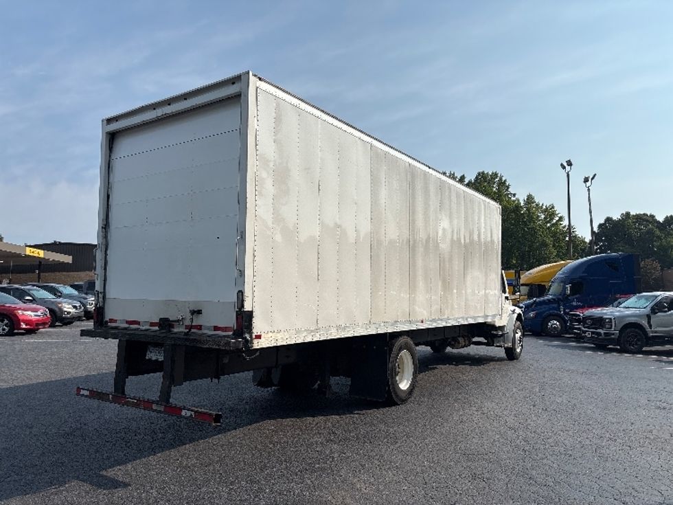 Medium Duty Box Truck-Light and Medium Duty Trucks-Freightliner-2018-M2-Conover-NC-21,035\n\t\tmiles-$ 62,500 - Image 13