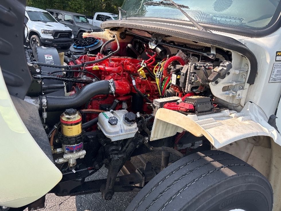 Medium Duty Box Truck-Light and Medium Duty Trucks-Freightliner-2018-M2-Conover-NC-21,035\n\t\tmiles-$ 62,500 - Image 24