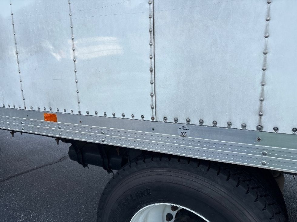 Medium Duty Box Truck-Light and Medium Duty Trucks-Freightliner-2018-M2-Conover-NC-21,035\n\t\tmiles-$ 62,500 - Image 31