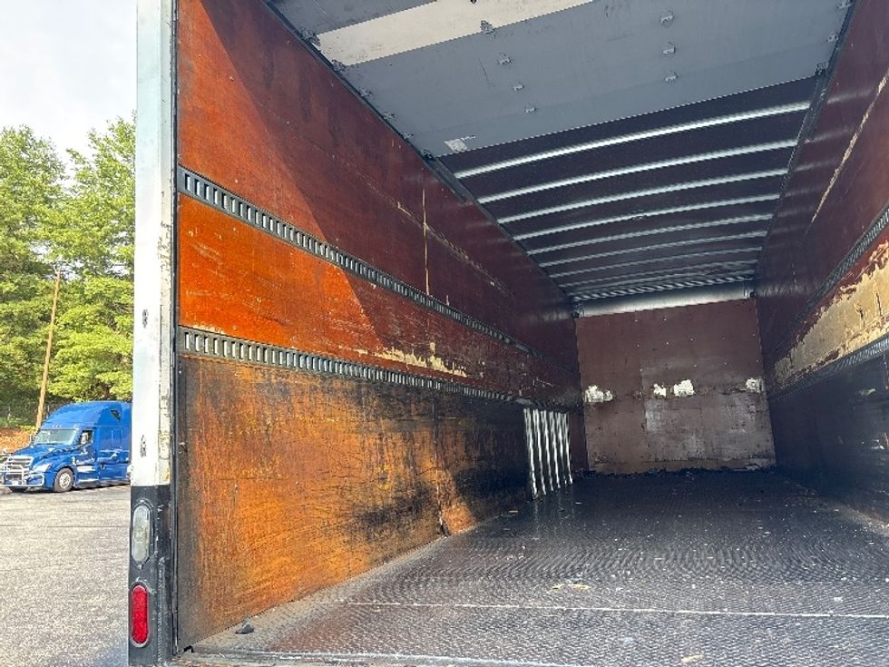 Medium Duty Box Truck-Light and Medium Duty Trucks-Freightliner-2018-M2-Conover-NC-22,018\n\t\tmiles-$ 62,250 - Image 11