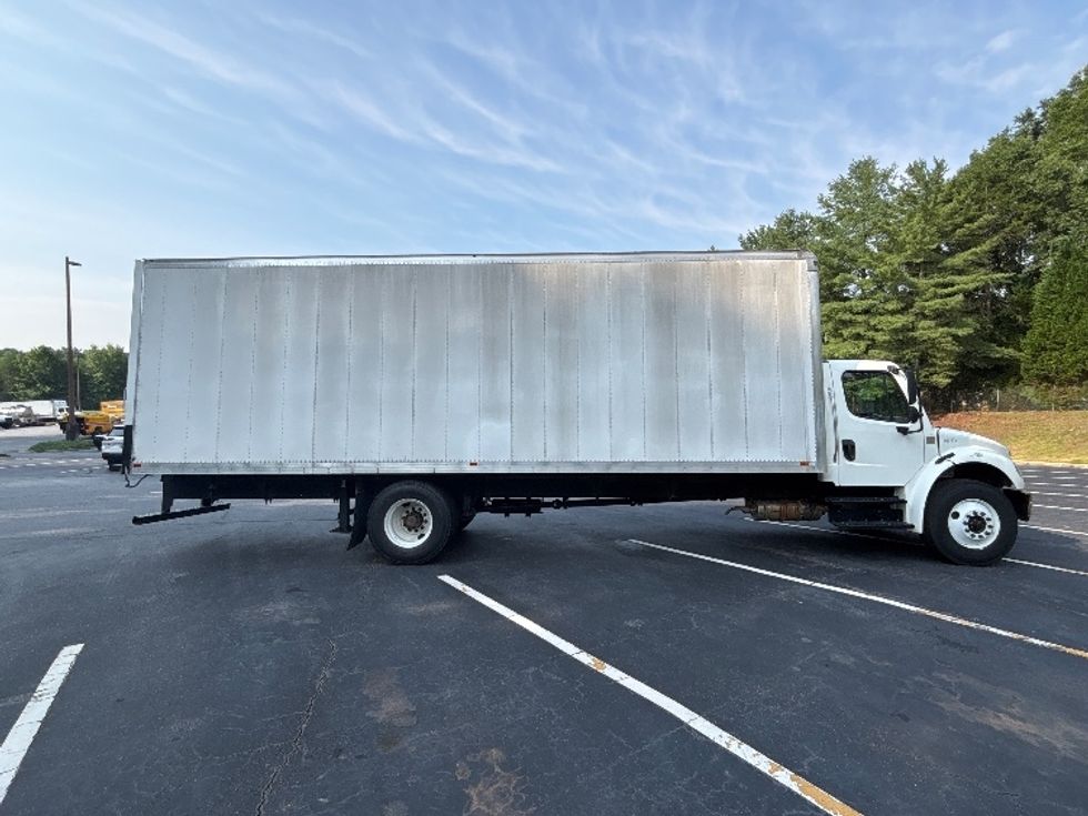 Medium Duty Box Truck-Light and Medium Duty Trucks-Freightliner-2018-M2-Conover-NC-22,018\n\t\tmiles-$ 62,250 - Image 15