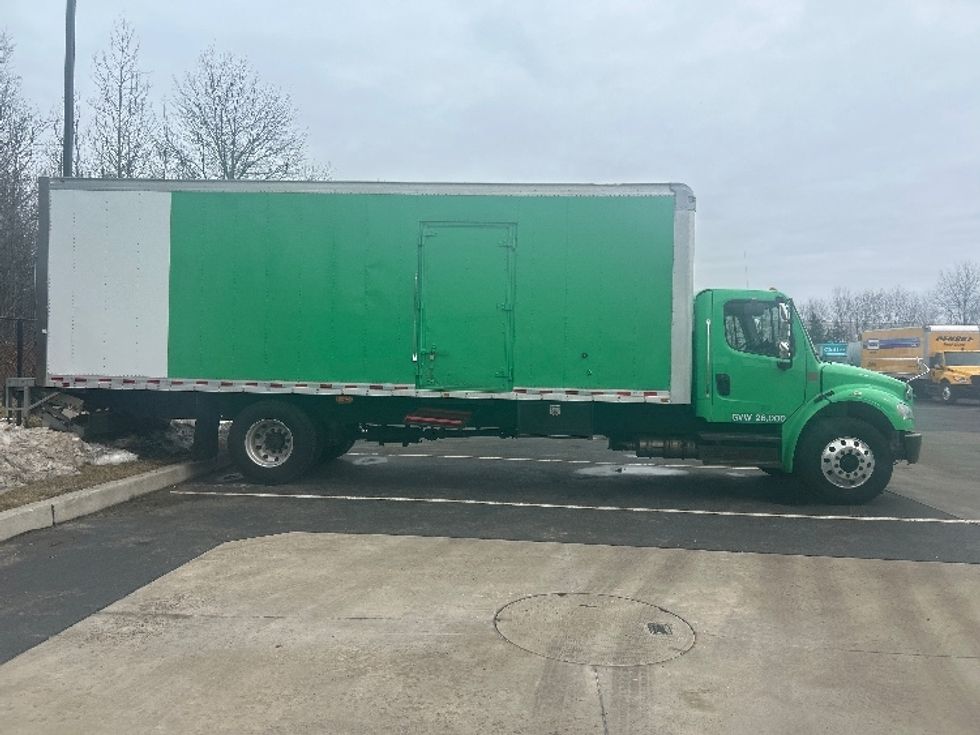 Medium Duty Box Truck-Light and Medium Duty Trucks-Freightliner-2018-M2-Cranbury-NJ-55,505\n\t\tmiles-$ 51,750 - Image 6