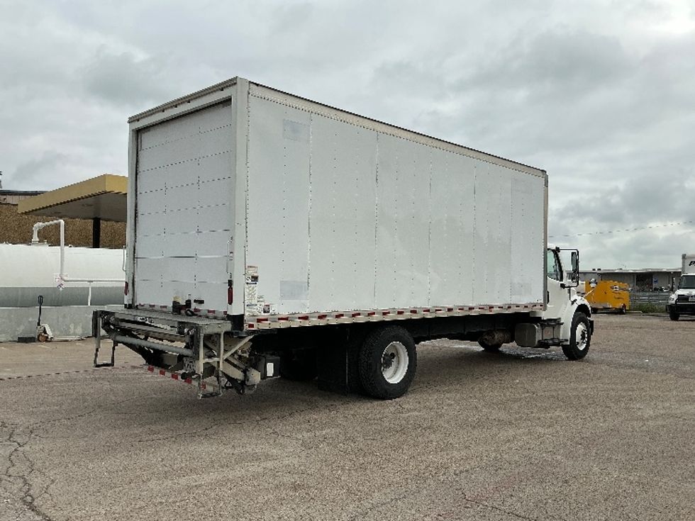 Medium Duty Box Truck-Light and Medium Duty Trucks-Freightliner-2018-M2-Dallas-TX-120,735\n\t\tmiles-$ 54,000 - Image 13