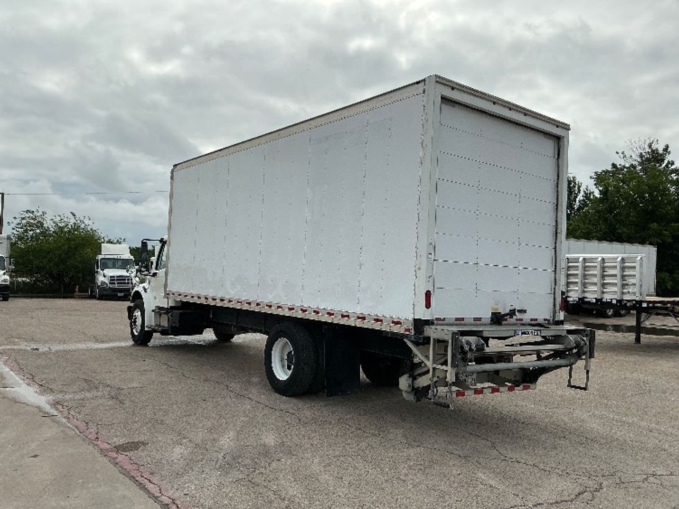 Medium Duty Box Truck-Light and Medium Duty Trucks-Freightliner-2018-M2-Dallas-TX-120,735\n\t\tmiles-$ 54,000 - Image 6