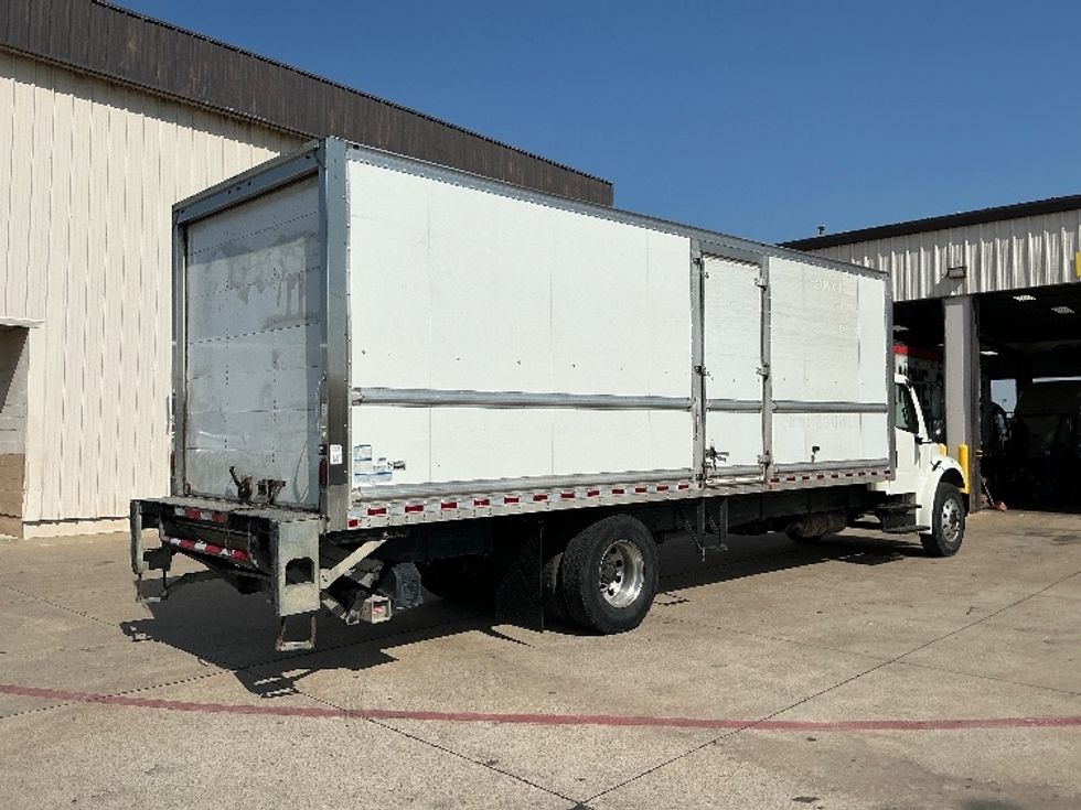 Medium Duty Box Truck-Light and Medium Duty Trucks-Freightliner-2018-M2-Dallas-TX-268,853\n\t\tmiles-$ 41,250 - Image 13