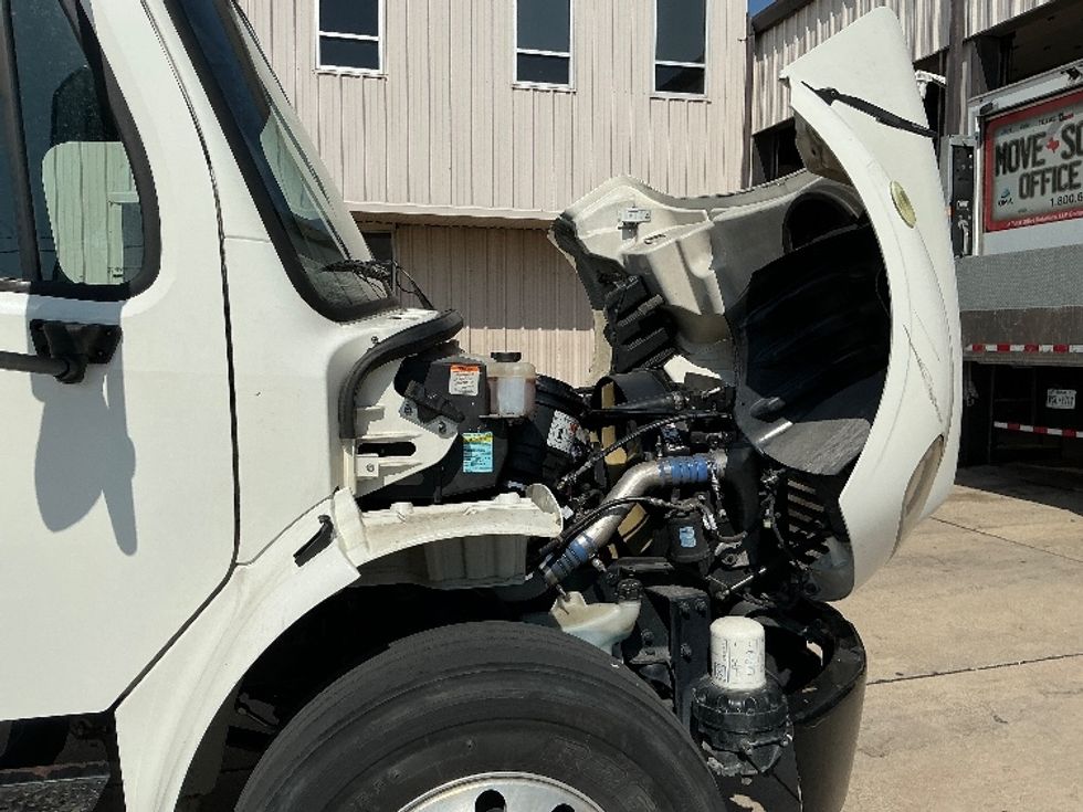 Medium Duty Box Truck-Light and Medium Duty Trucks-Freightliner-2018-M2-Dallas-TX-268,853\n\t\tmiles-$ 41,250 - Image 23