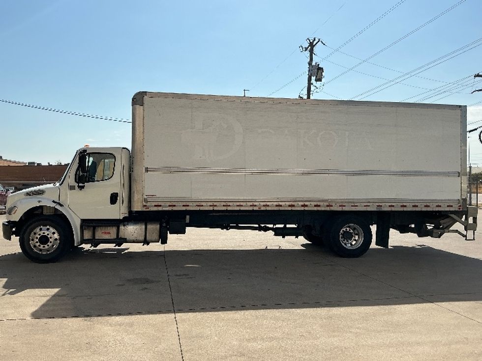 Medium Duty Box Truck-Light and Medium Duty Trucks-Freightliner-2018-M2-Dallas-TX-268,853\n\t\tmiles-$ 41,250 - Image 4