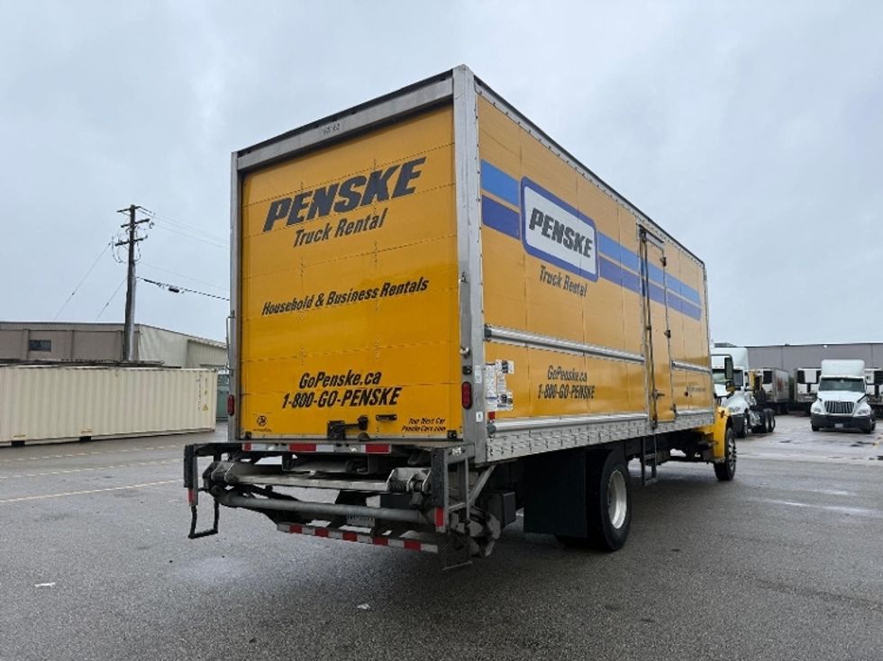 Medium Duty Box Truck-Light and Medium Duty Trucks-Freightliner-2018-M2-Delta-BC-190,973\n\t\tkm-$ 64,750 - Image 13