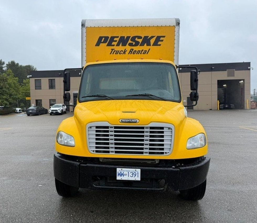 Medium Duty Box Truck-Light and Medium Duty Trucks-Freightliner-2018-M2-Delta-BC-190,973\n\t\tkm-$ 64,750 - Image 2