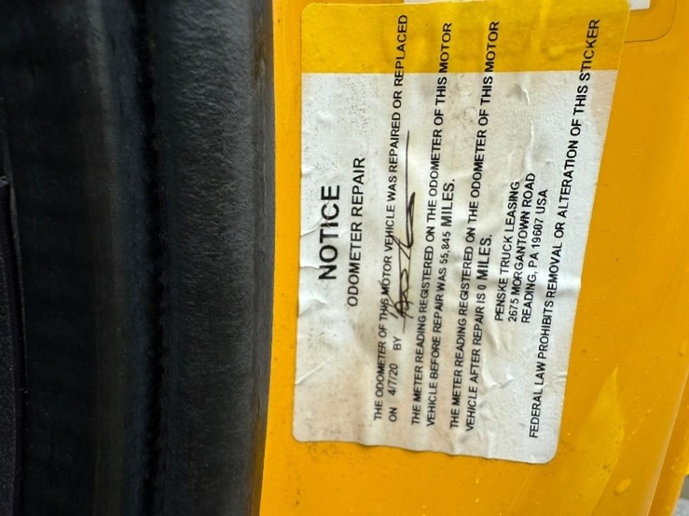 Medium Duty Box Truck-Light and Medium Duty Trucks-Freightliner-2018-M2-Delta-BC-190,973\n\t\tkm-$ 64,750 - Image 25