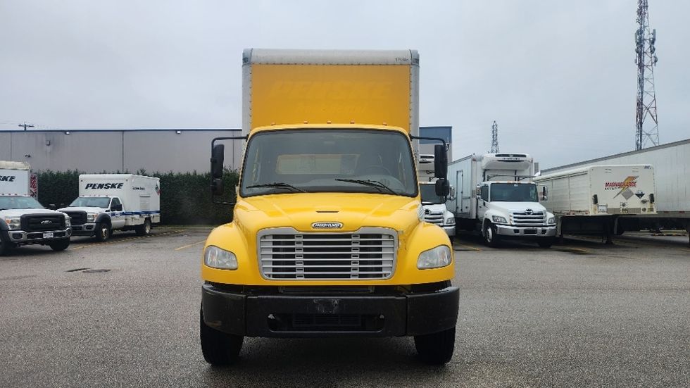Medium Duty Box Truck-Light and Medium Duty Trucks-Freightliner-2018-M2-Delta-BC-219,846\n\t\tkm-$ 62,750 - Image 2