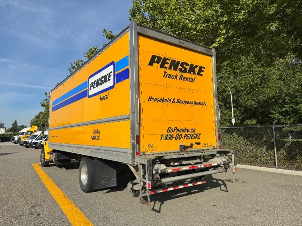 Medium Duty Box Truck-Light and Medium Duty Trucks-Freightliner-2018-M2-Delta-BC-219,846\n\t\tkm-$ 64,250 - Image 6