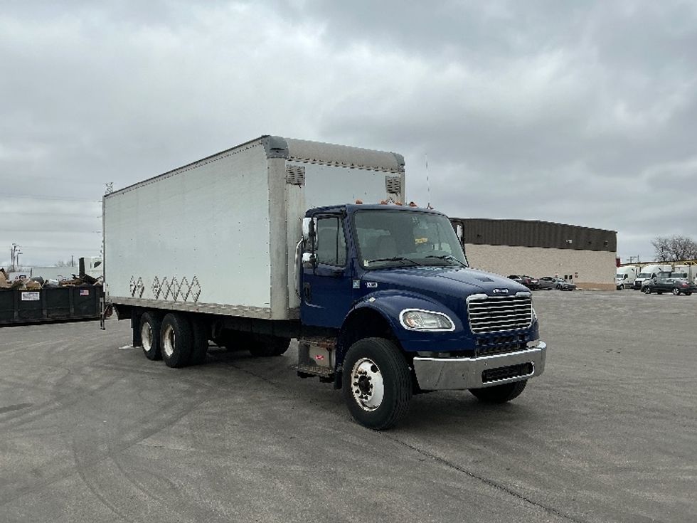 Medium Duty Box Truck-Light and Medium Duty Trucks-Freightliner-2018-M2-East Chicago-IN-171,349\n\t\tmiles-$ 48,750 - Image 1