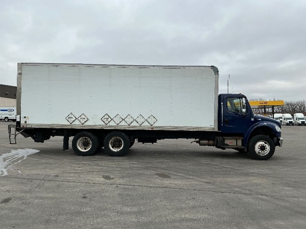 Medium Duty Box Truck-Light and Medium Duty Trucks-Freightliner-2018-M2-East Chicago-IN-171,349\n\t\tmiles-$ 48,750 - Image 13
