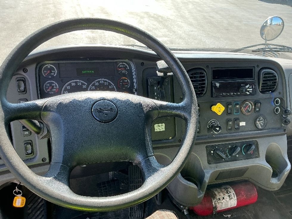 Medium Duty Box Truck-Light and Medium Duty Trucks-Freightliner-2018-M2-East Chicago-IN-189,124\n\t\tmiles-$ 41,750 - Image 18