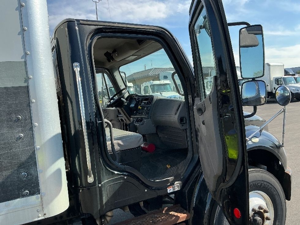 Medium Duty Box Truck-Light and Medium Duty Trucks-Freightliner-2018-M2-East Chicago-IN-189,124\n\t\tmiles-$ 41,750 - Image 20