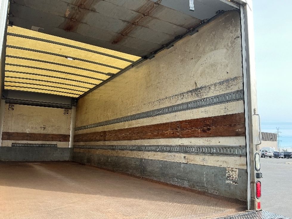 Medium Duty Box Truck-Light and Medium Duty Trucks-Freightliner-2018-M2-East Chicago-IN-190,000\n\t\tmiles-$ 46,750 - Image 12