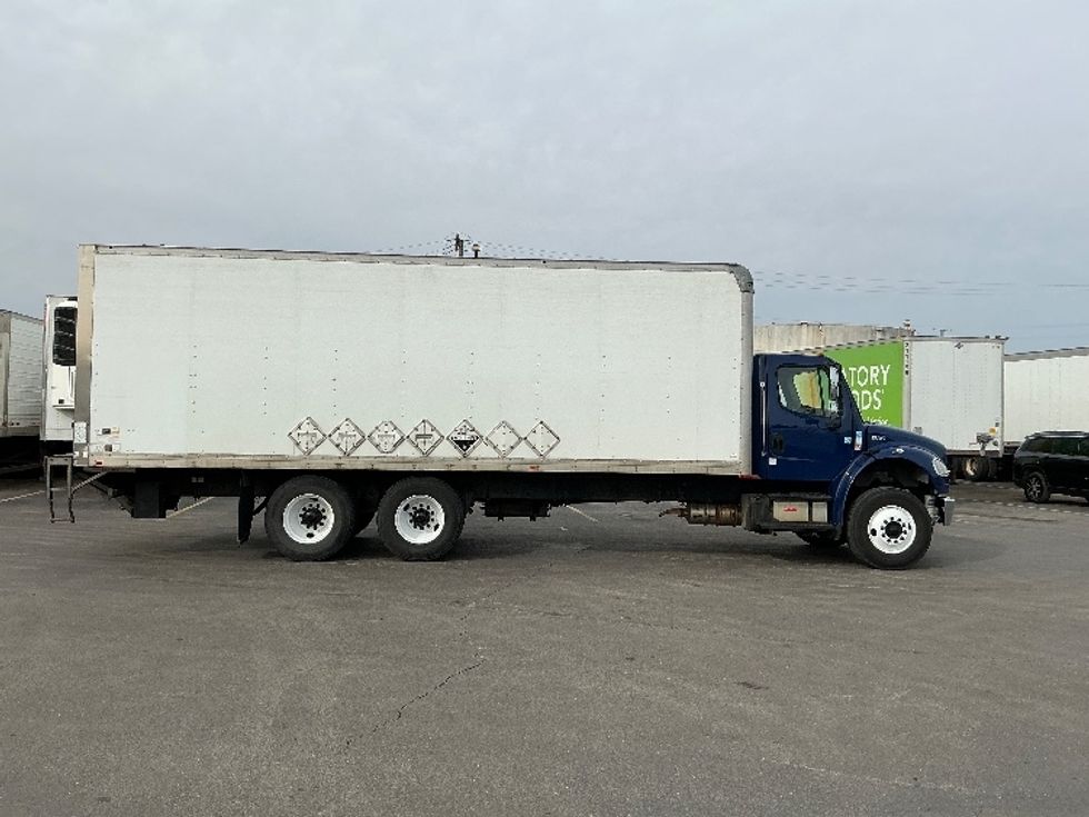 Medium Duty Box Truck-Light and Medium Duty Trucks-Freightliner-2018-M2-East Chicago-IN-190,000\n\t\tmiles-$ 46,750 - Image 15