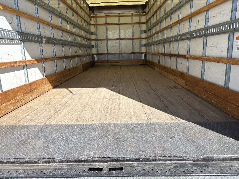 Medium Duty Box Truck-Light and Medium Duty Trucks-Freightliner-2018-M2-El Paso-TX-246,522\n\t\tmiles-$ 37,000 - Image 10