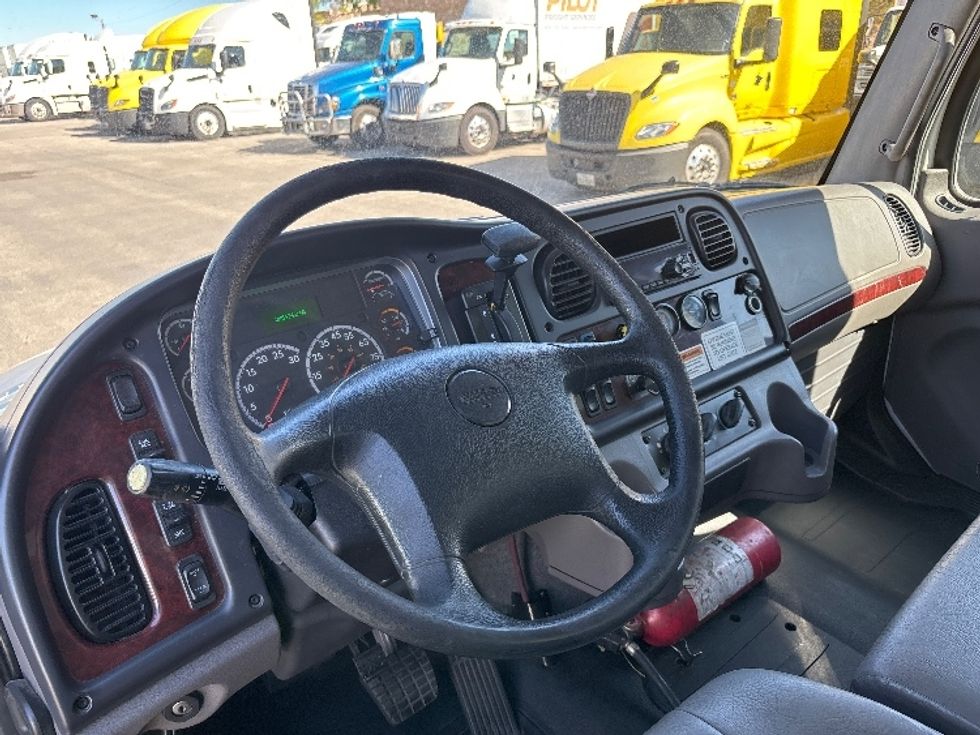 Medium Duty Box Truck-Light and Medium Duty Trucks-Freightliner-2018-M2-El Paso-TX-246,522\n\t\tmiles-$ 37,000 - Image 17