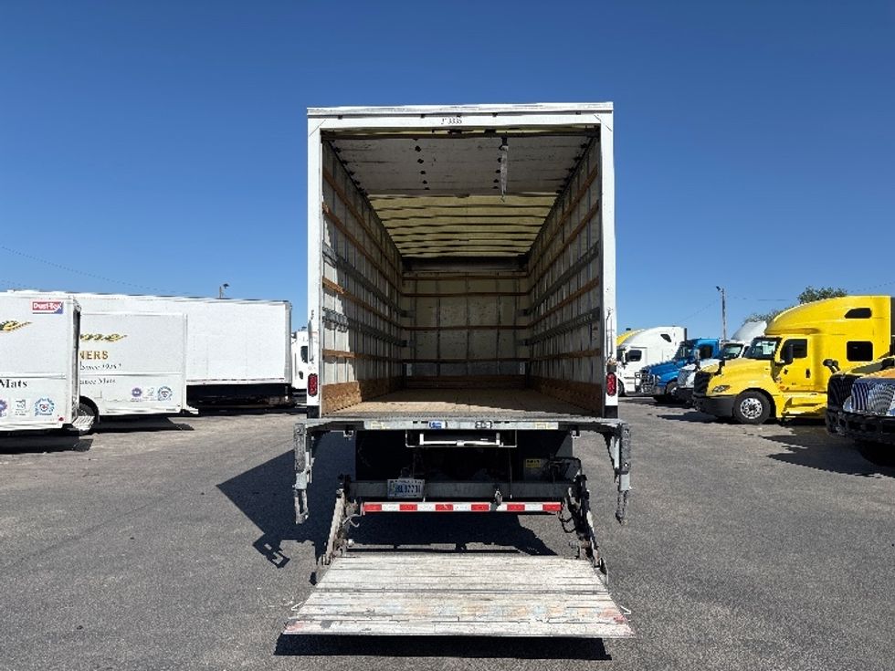 Medium Duty Box Truck-Light and Medium Duty Trucks-Freightliner-2018-M2-El Paso-TX-246,522\n\t\tmiles-$ 37,000 - Image 9