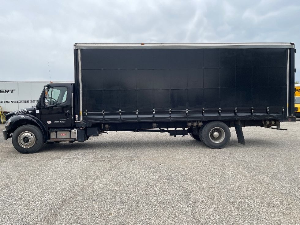Medium Duty Box Truck-Light and Medium Duty Trucks-Freightliner-2018-M2-Elkhart-IN-78,474\n\t\tmiles-$ 50,250 - Image 4
