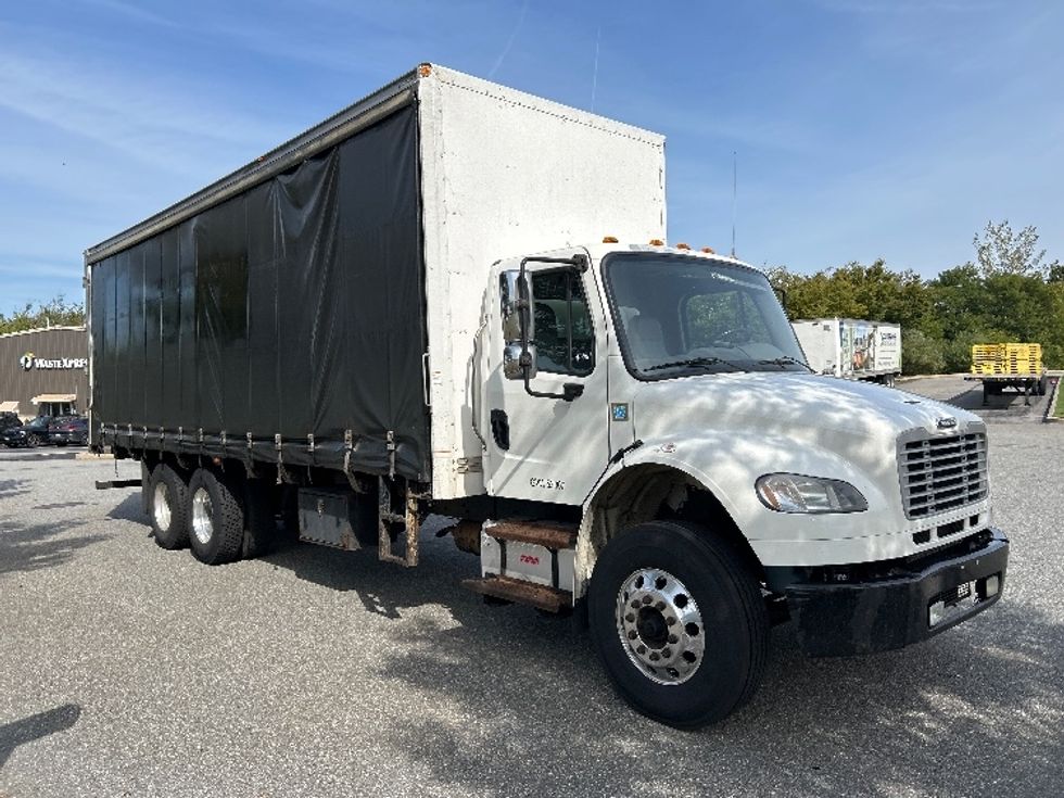 Medium Duty Box Truck-Light and Medium Duty Trucks-Freightliner-2018-M2-Fitchburg-MA-280,396\n\t\tmiles-$ 37,000 - Image 1