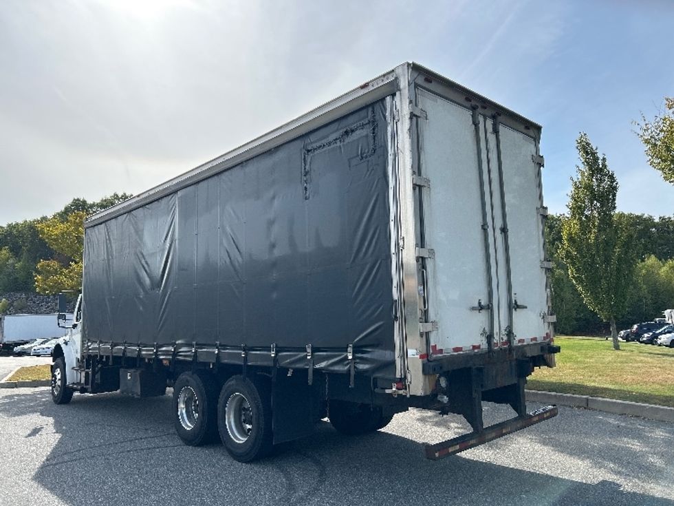 2018 Freightliner M2 106 Medium Duty photo 6