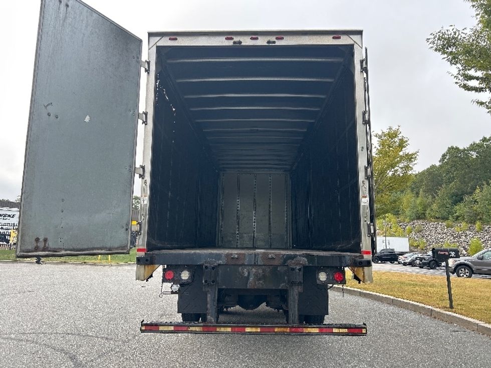 2018 Freightliner M2 106 Medium Duty photo 9