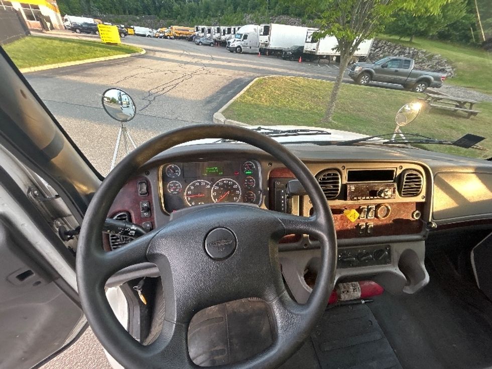 Medium Duty Box Truck-Light and Medium Duty Trucks-Freightliner-2018-M2-Fitchburg-MA-316,503\n\t\tmiles-$ 21,500 - Image 18