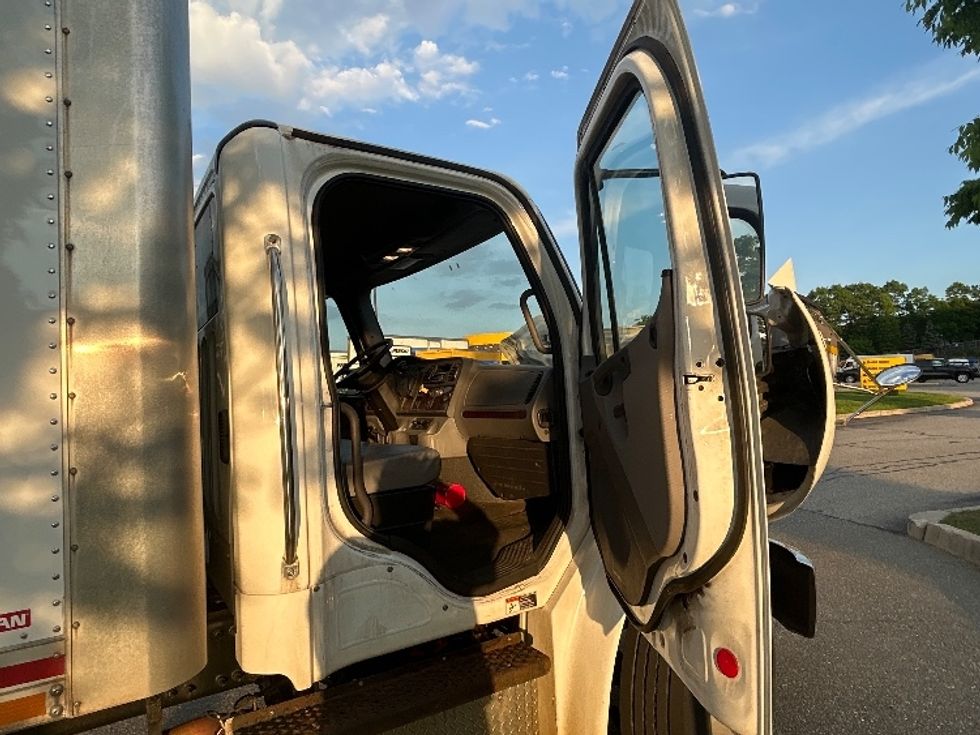 Medium Duty Box Truck-Light and Medium Duty Trucks-Freightliner-2018-M2-Fitchburg-MA-316,503\n\t\tmiles-$ 21,500 - Image 20